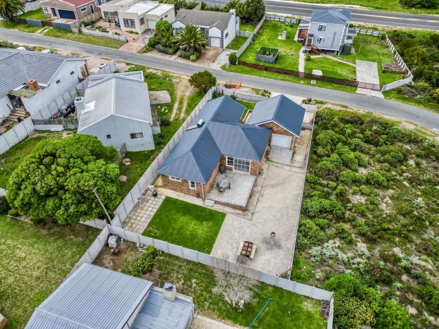 3 Bedroom Property for Sale in De Kelders Western Cape